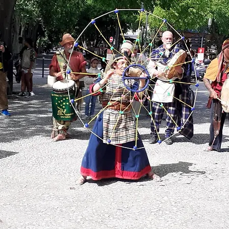L'arcadia 4 Lits Climatise Jeu D'arcade Centre Historique Apartman Nîmes