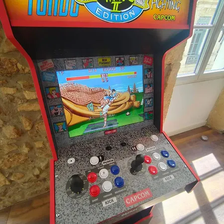 L'arcadia 4 Lits Climatise Jeu D'arcade Centre Historique Apartman